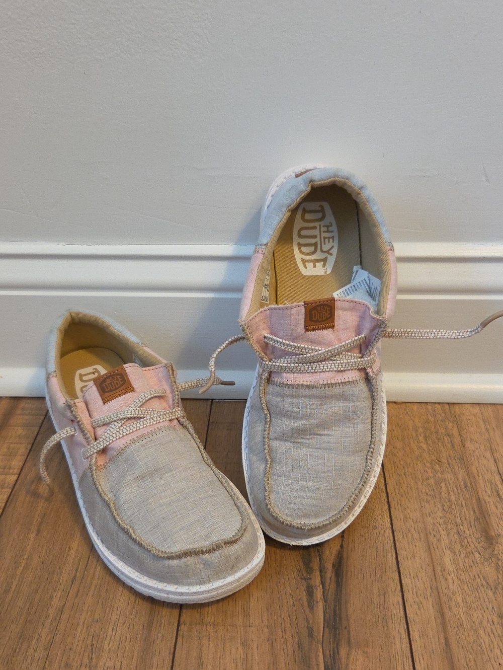 Hey Dude Wendy Youth Chambray Slip-On Sneakers Grey Pink Size J5